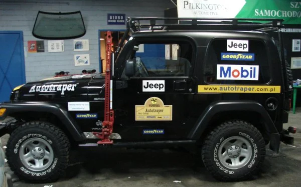 Jeep - foto dwa